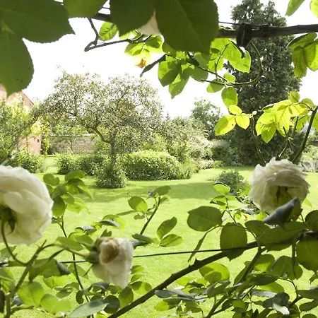 克洛斯扎维安住宿加早餐旅馆 3* Ribécourt-la-Tour